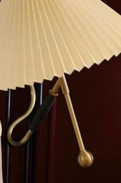 Online Pamono 306 Wall Lamp in Brass with Original Lampshade by Kaare Klint for Le Klint, 1940s