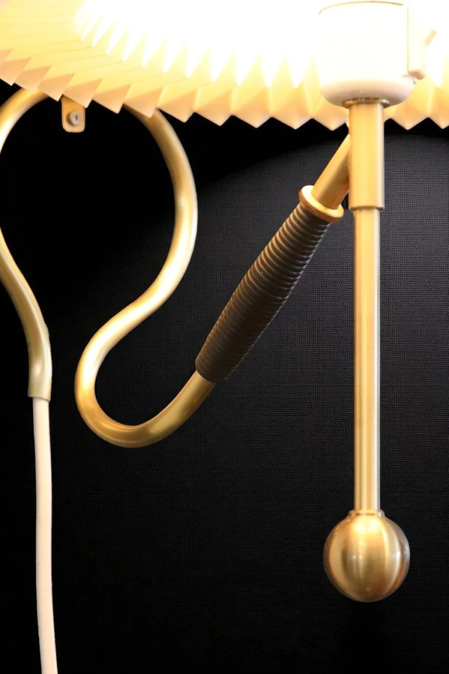 Online Pamono 306 Wall Lamp in Brass with Original Lampshade by Kaare Klint for Le Klint, 1940s