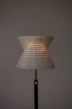 Hot Pamono A810 Floor Lamp by Alvar Aalto for Valaistustyö, Finland, 1950s