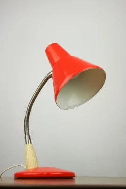 New Pamono Adjustable Desk Lamp in Orange Painted Metal and Chrome-Plated Spiral Arm, 1970s