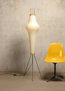 Hot Pamono Akari Model 14a Light Sculpture in Washi Paper and Bamboo by Isamu Noguchi