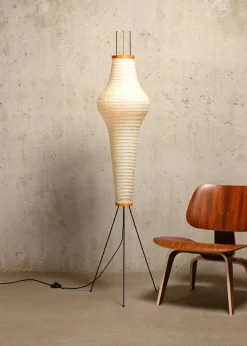 Hot Pamono Akari Model 14a Light Sculpture in Washi Paper and Bamboo by Isamu Noguchi