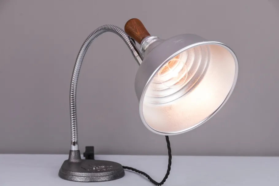 Discount Pamono American Table Lamp, 1940s