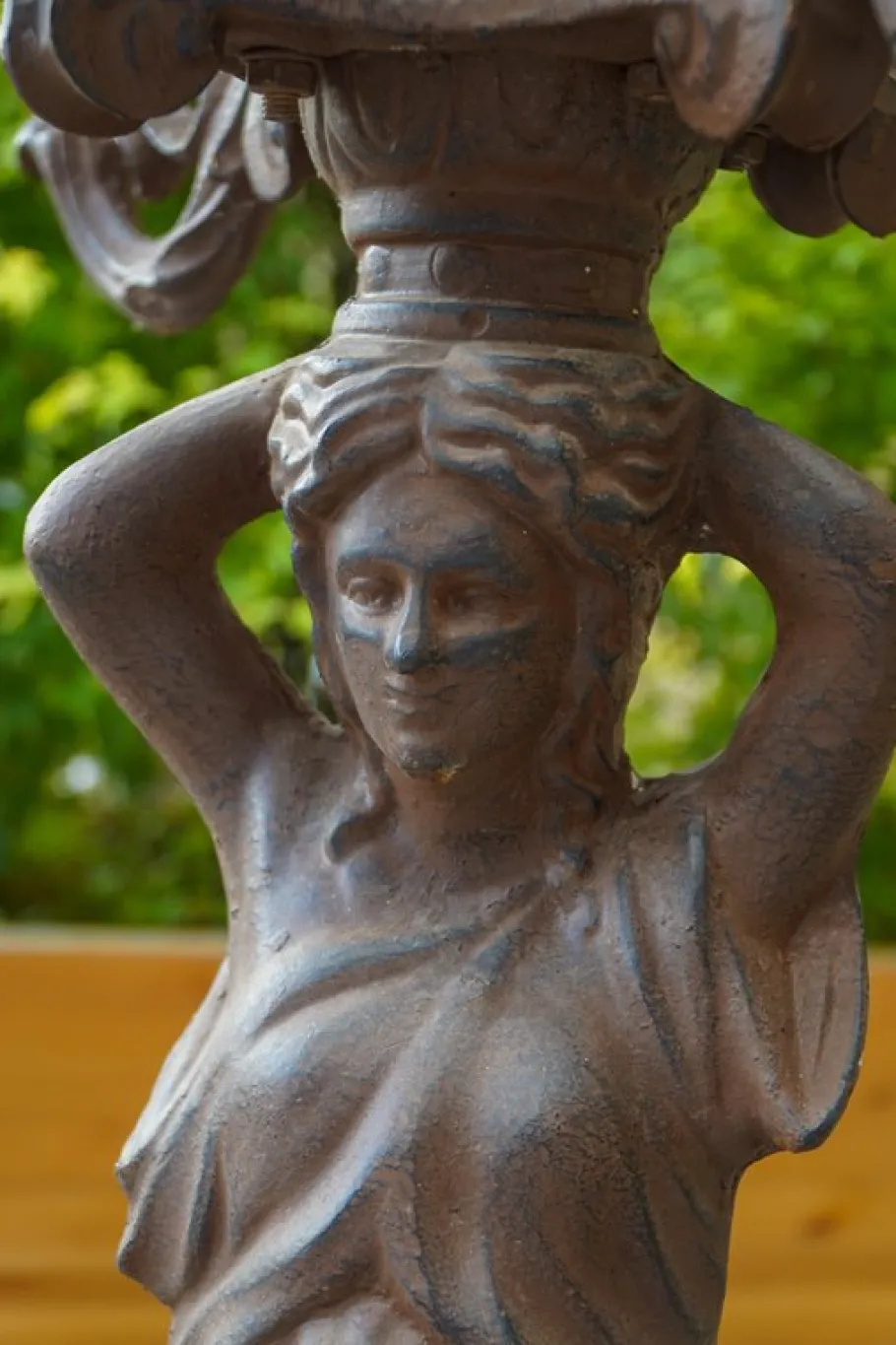 Outlet Pamono Antique Cast Iron Outdoor Candelabra Sculpture, 1890s