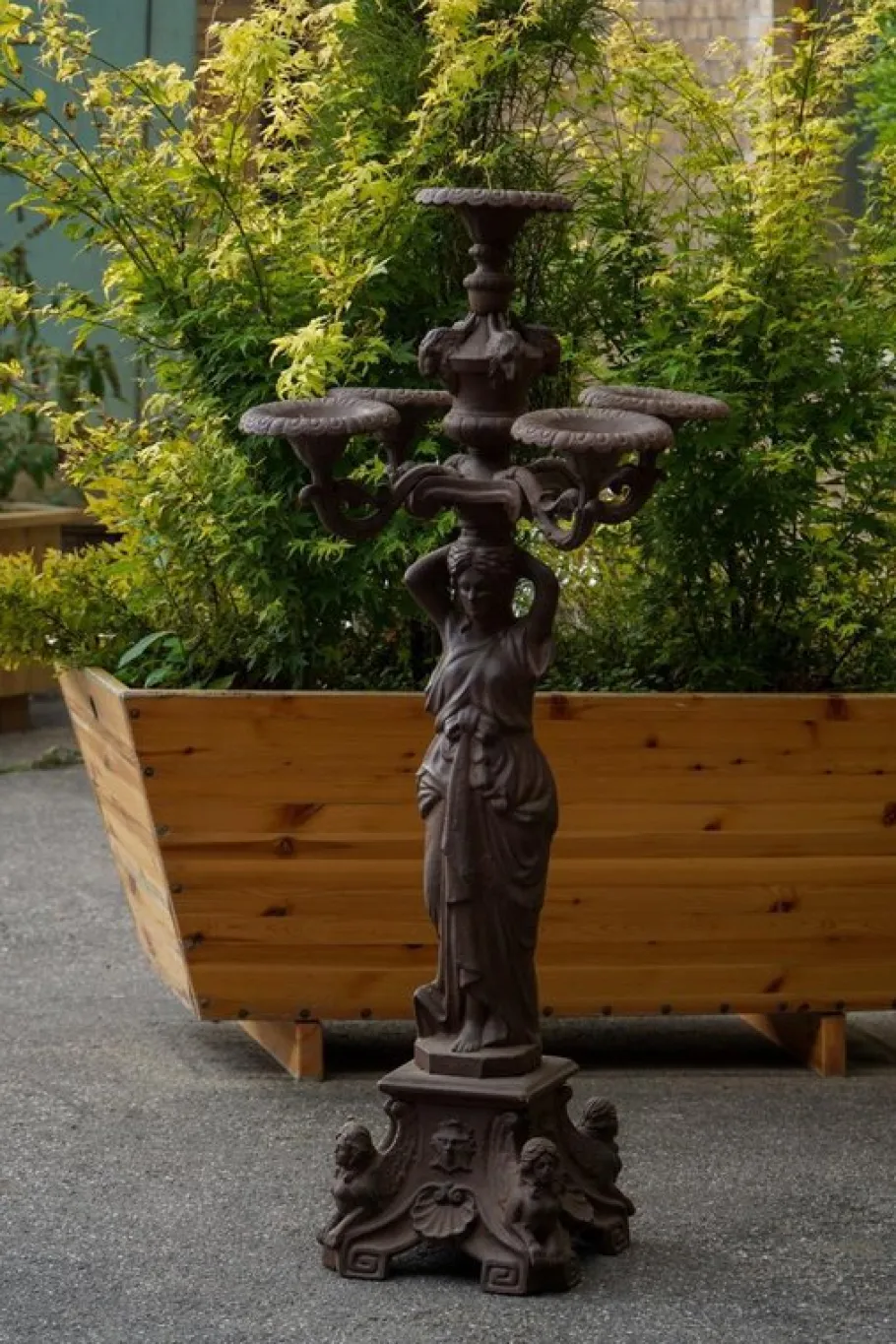 Outlet Pamono Antique Cast Iron Outdoor Candelabra Sculpture, 1890s