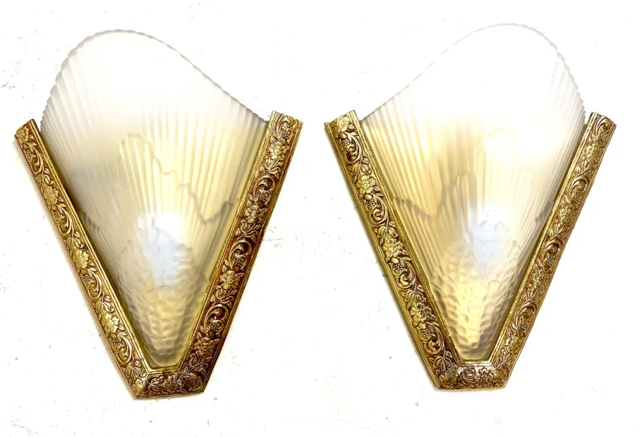 New Pamono Antique French Art Deco Style Brass & Glass Wall Lights, 1920s, Set of 2