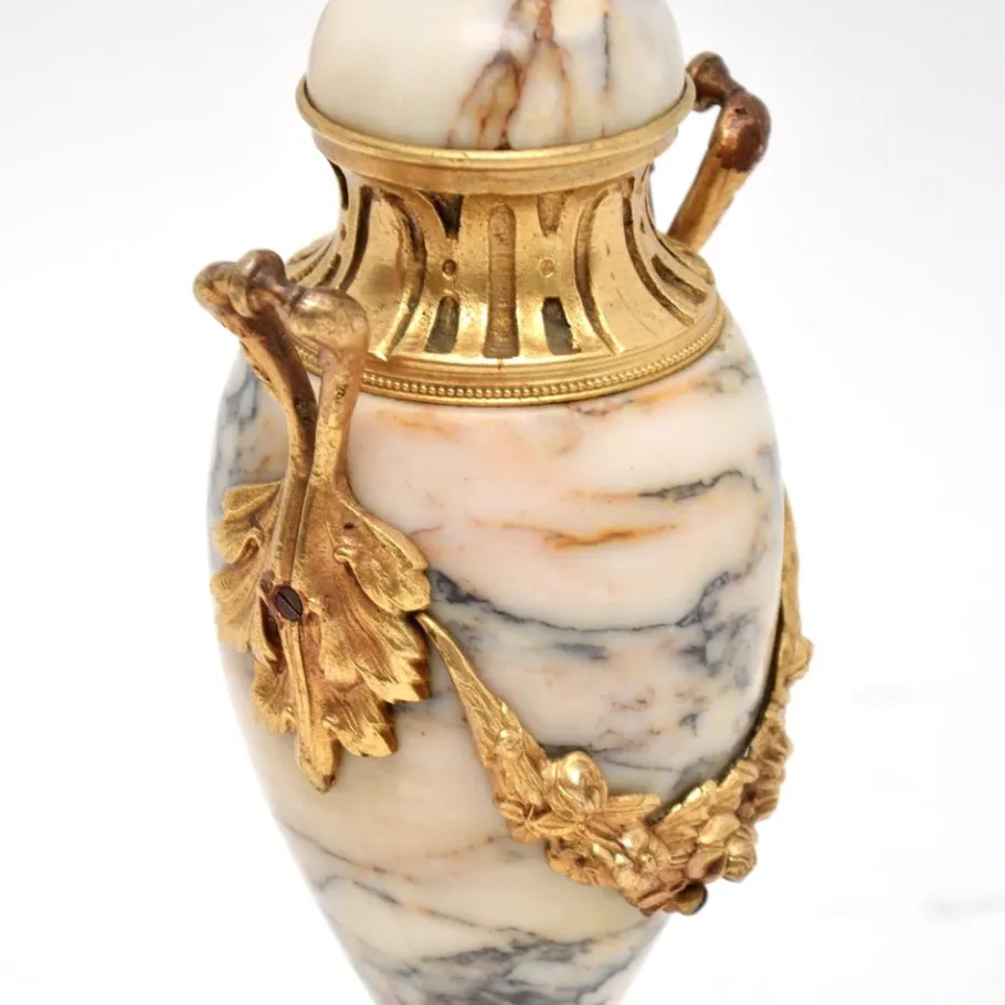 Discount Pamono Antique French Marble and Gilt Bronze Table Lamp, 1890s