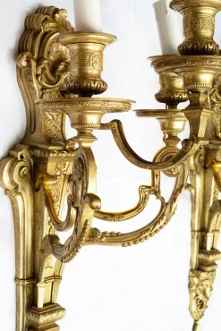 New Pamono Antique French Napoleon III Wall Sconces in Chiseled Gilt Bronze, Late 19th Century, Set of 2
