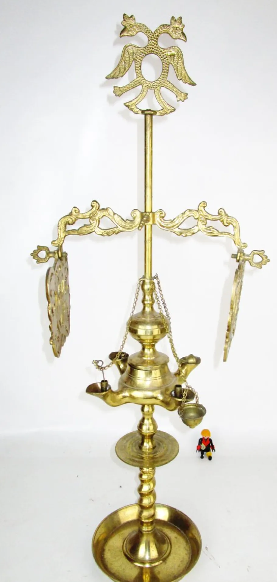 Online Pamono Antique Renaissance-Style Spanish Oil Lamp
