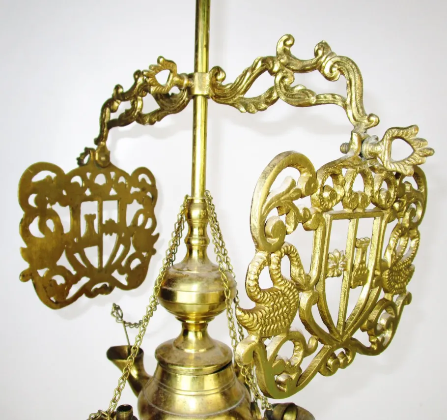 Online Pamono Antique Renaissance-Style Spanish Oil Lamp