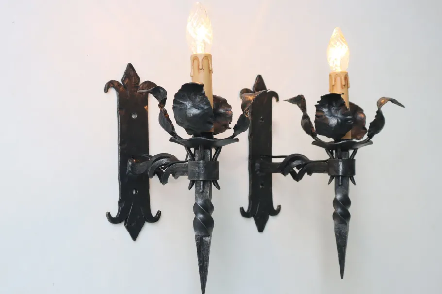 New Pamono Antique Spanish Gothic Revival Wall Lights in Wrought Iron, 1920, Set of 6