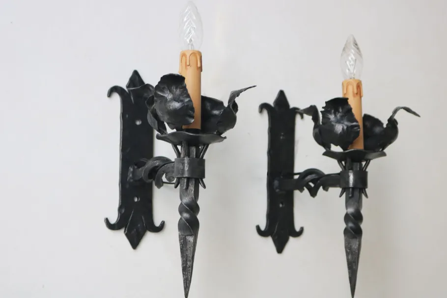 New Pamono Antique Spanish Gothic Revival Wall Lights in Wrought Iron, 1920, Set of 6