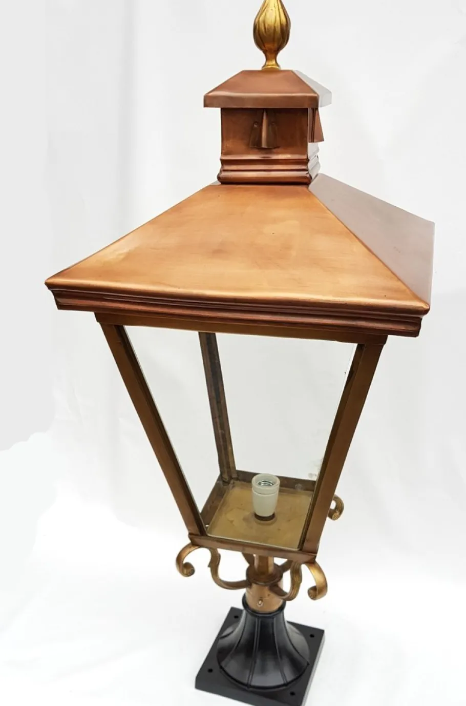 New Pamono Antique Victorian Classic Copper Pillar Lamp Lantern on Base Outdoor Lamp