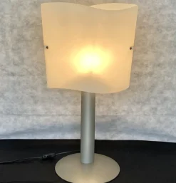 Hot Pamono Apis Lamp from Natuzzi