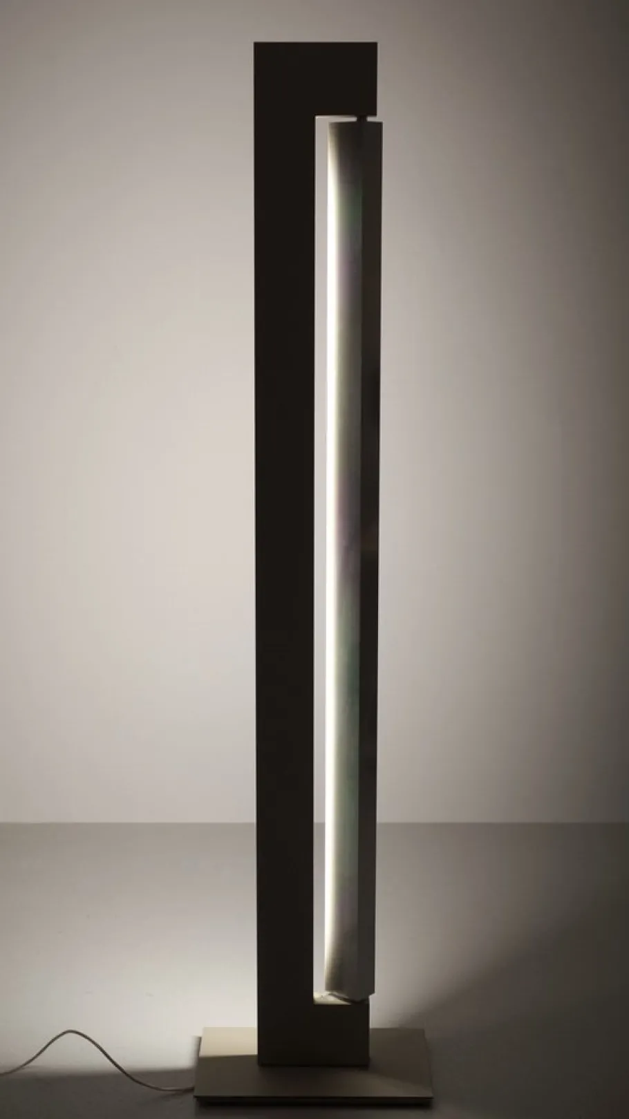 Clearance Pamono Ara Rotating Floor Lamp by Ilaria Marelli, 1980s