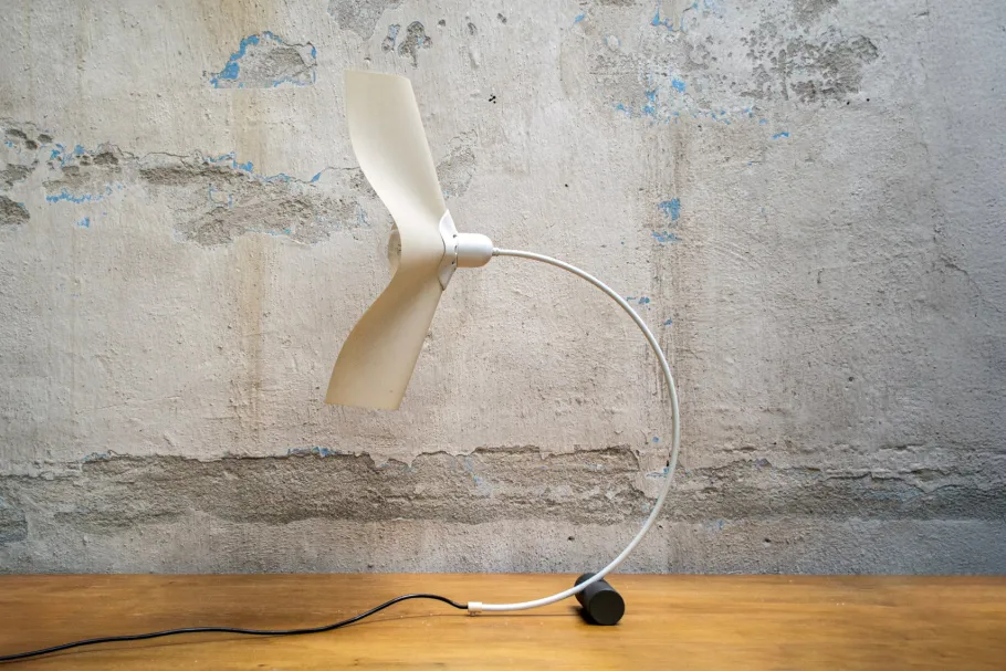 Discount Pamono Area Curve Model Table Lamp by Mario Bellini for Artemide, Italy, 1974