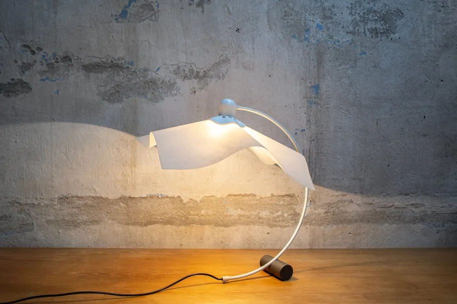 Discount Pamono Area Curve Model Table Lamp by Mario Bellini for Artemide, Italy, 1974