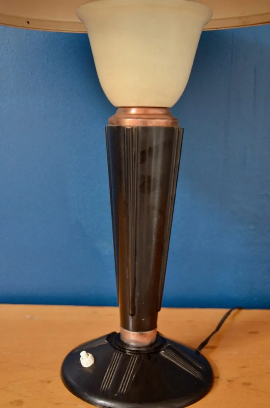 Discount Pamono Art Deco 320 Table Lamp from Jumo