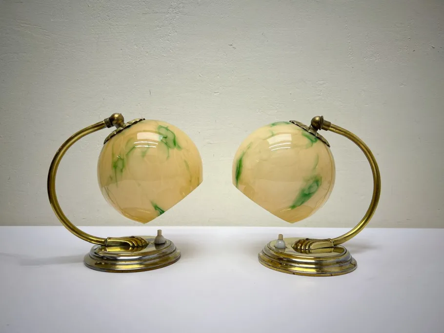 Pamono Art Deco Brass Table Lamps with Clouded Opal Shades, 1930s, Set of 2
