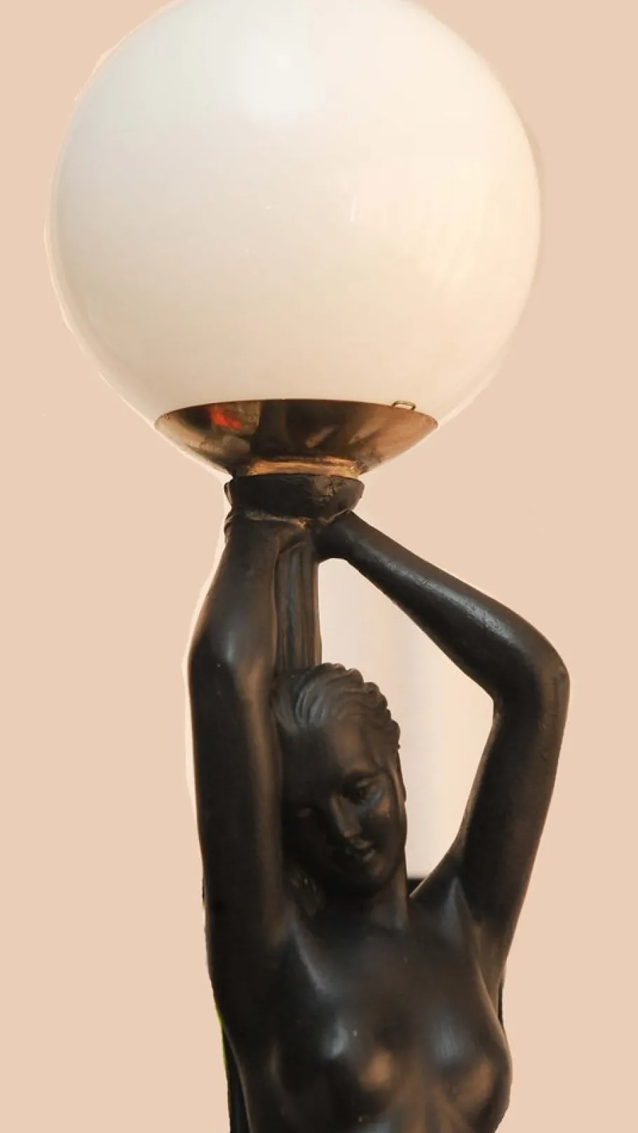 New Pamono Art Deco Ebonized Plaster Nude Feminine Form Table Lamps, 1930s, Set of 2