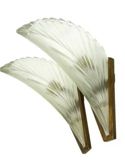 New Pamono Art Deco French Feather Shape Frosted Glass Wall Sconce, 1930s