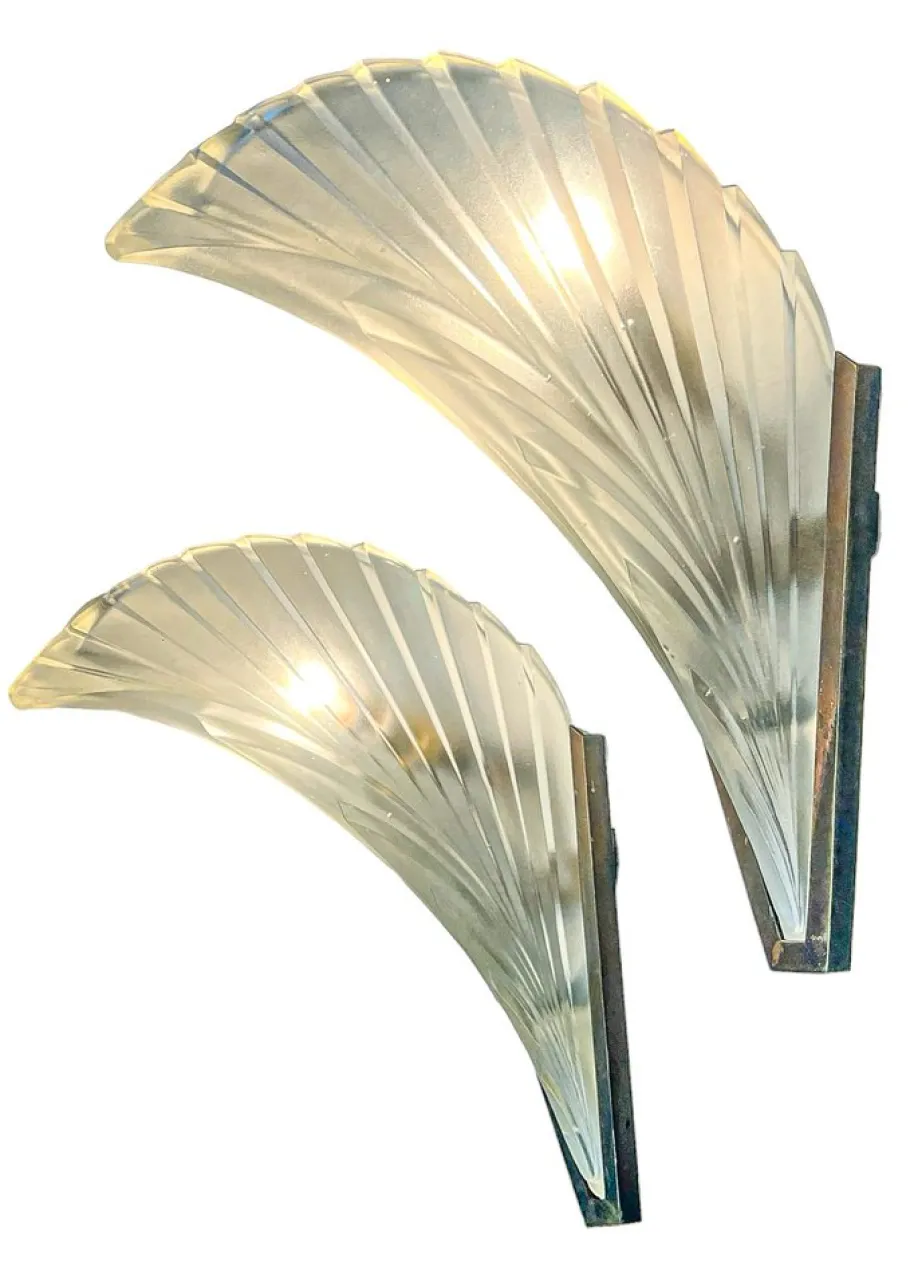 New Pamono Art Deco French Feather Shape Frosted Glass Wall Sconce, 1930s