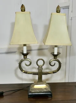 Sale Pamono Art Deco Hollywood Regency Twin Toleware Table Lamp, 1960s