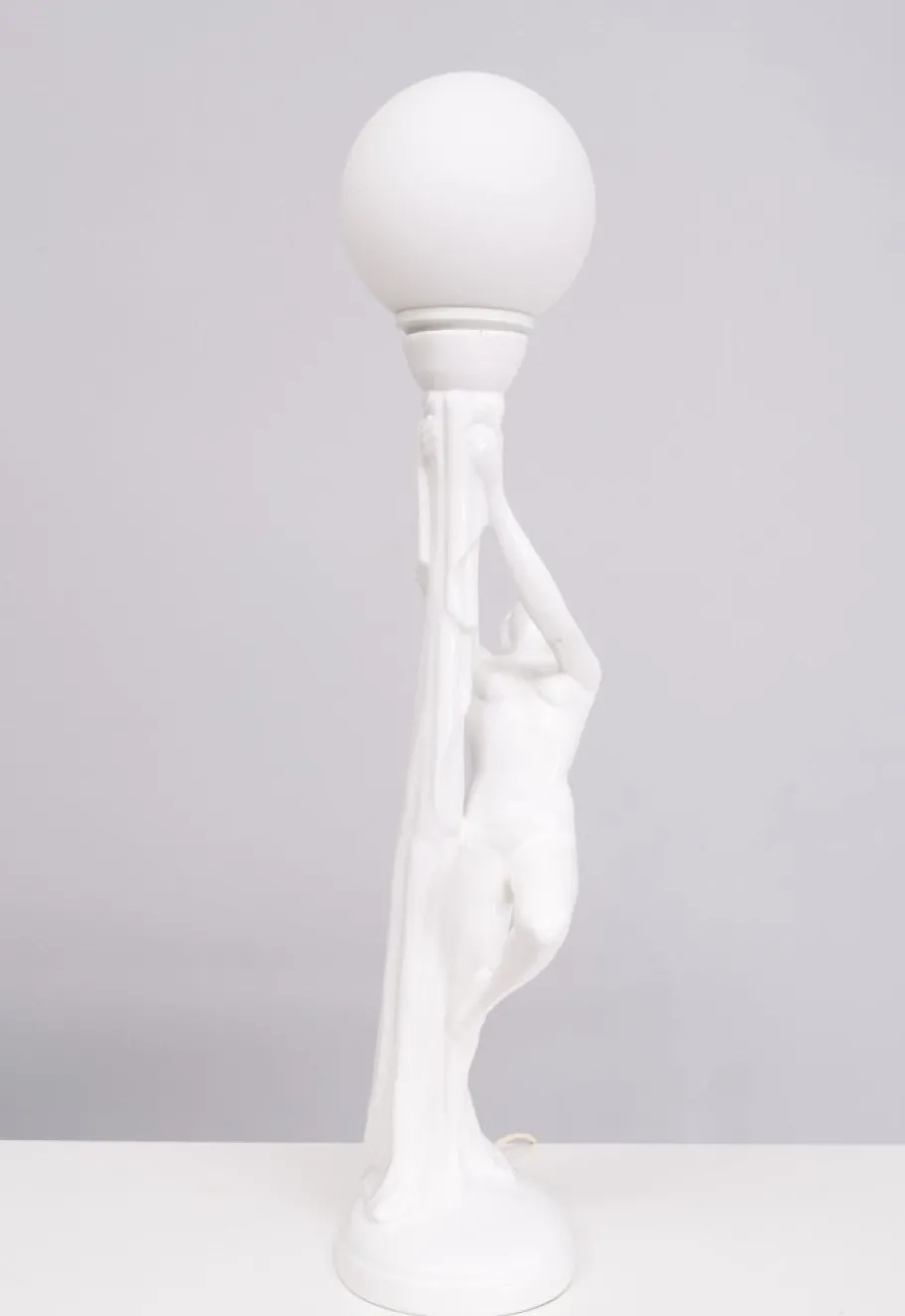 Online Pamono Art Deco Italian White Ceramic Naked Woman Lamp, 1970s