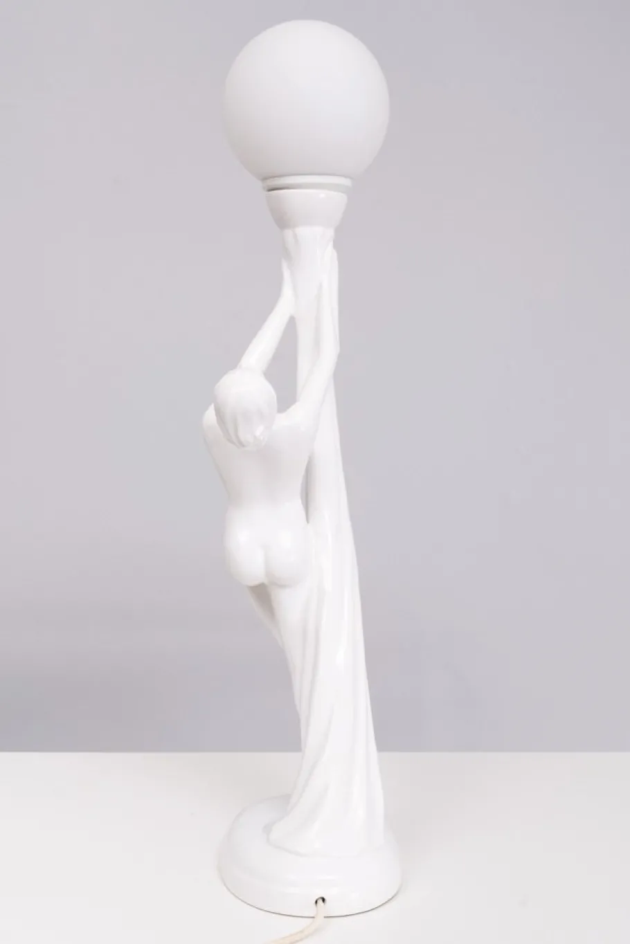 Online Pamono Art Deco Italian White Ceramic Naked Woman Lamp, 1970s