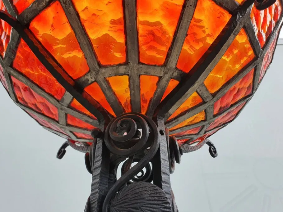 Online Pamono Art Deco Lamp in Forged Iron and Red Stained Glass, 1930