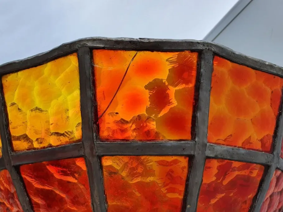 Online Pamono Art Deco Lamp in Forged Iron and Red Stained Glass, 1930