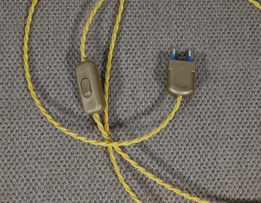 Hot Pamono Art Deco Lamp in Varnished Beech, 1940