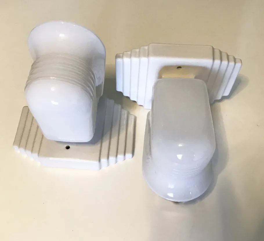 Online Pamono Art Deco Opaline Glass and Porcelain Sconce from Roca, 1920s