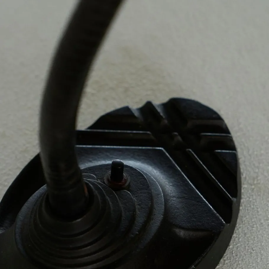 Discount Pamono Art Deco Shell Shade Table Lamp, 1950s