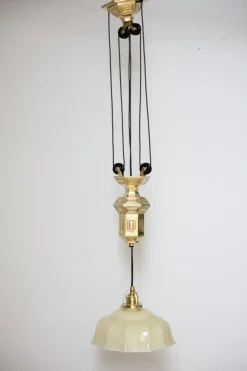 Clearance Pamono Art Nouveau Pull Down Brass Pendant Light, 1890s