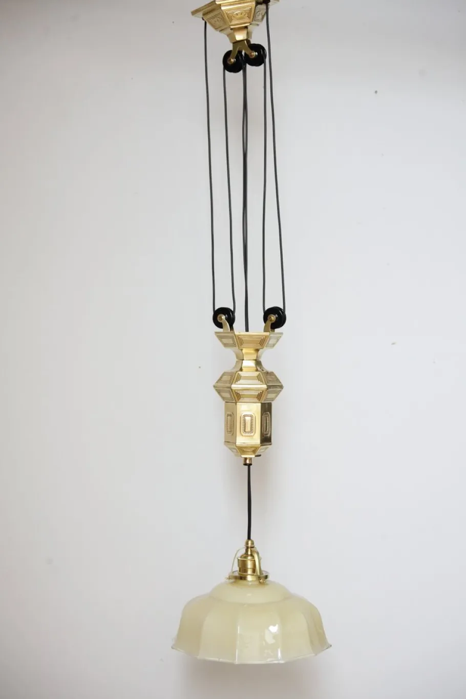 Clearance Pamono Art Nouveau Pull Down Brass Pendant Light, 1890s