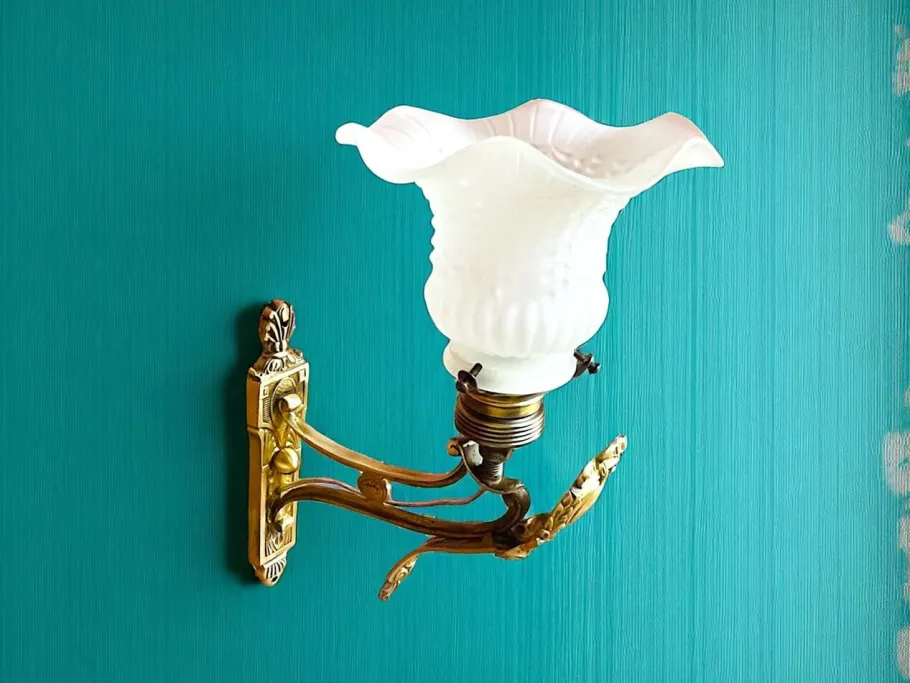 Hot Pamono Art Nouveau Style Brass and Frosted Glass Tulips Wall Lights, 1960s, Set of 2