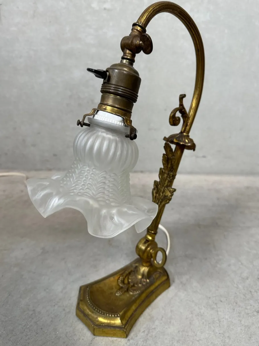 Sale Pamono Art Nouveau Table Lamp in Brass