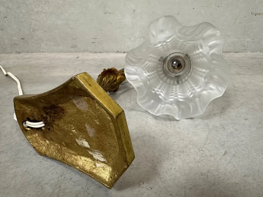 Sale Pamono Art Nouveau Table Lamp in Brass