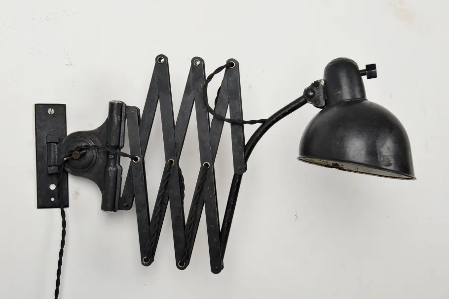 Online Pamono Bauhaus Model #6614 Scissor Wall Lamp from Kaiser Idell / Kaiser Leuchten, 1930s