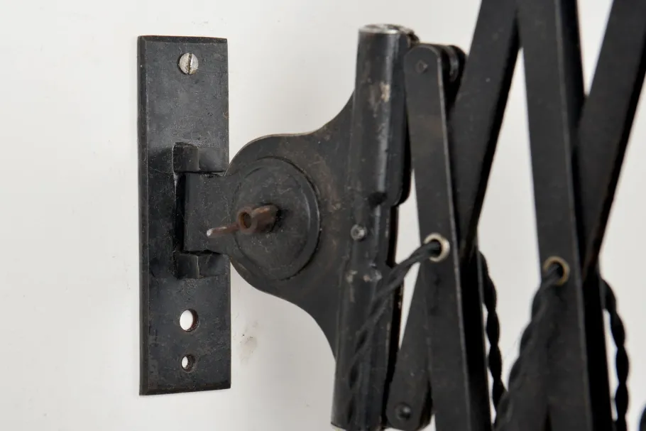 Online Pamono Bauhaus Model #6614 Scissor Wall Lamp from Kaiser Idell / Kaiser Leuchten, 1930s