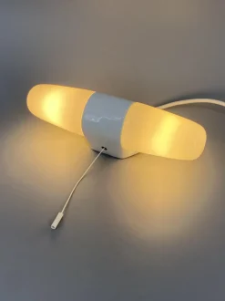 Sale Pamono Bauhaus 6068Z Wall Lamp with Pull Switch by Wilhelm Wagenfeld for Lindner Keramik, Germany, 1950s