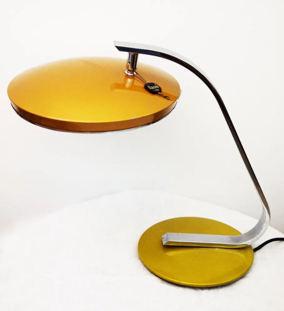 Discount Pamono Bicolored Desk Lamp from Fase, 1960s