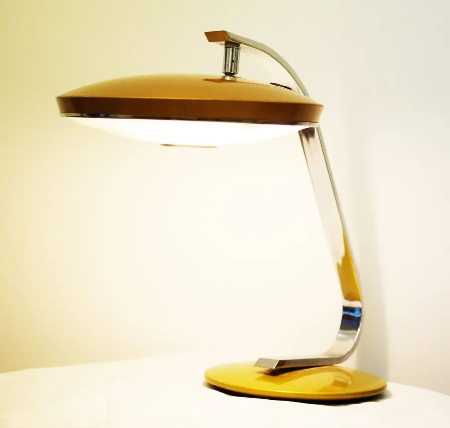 Discount Pamono Bicolored Desk Lamp from Fase, 1960s
