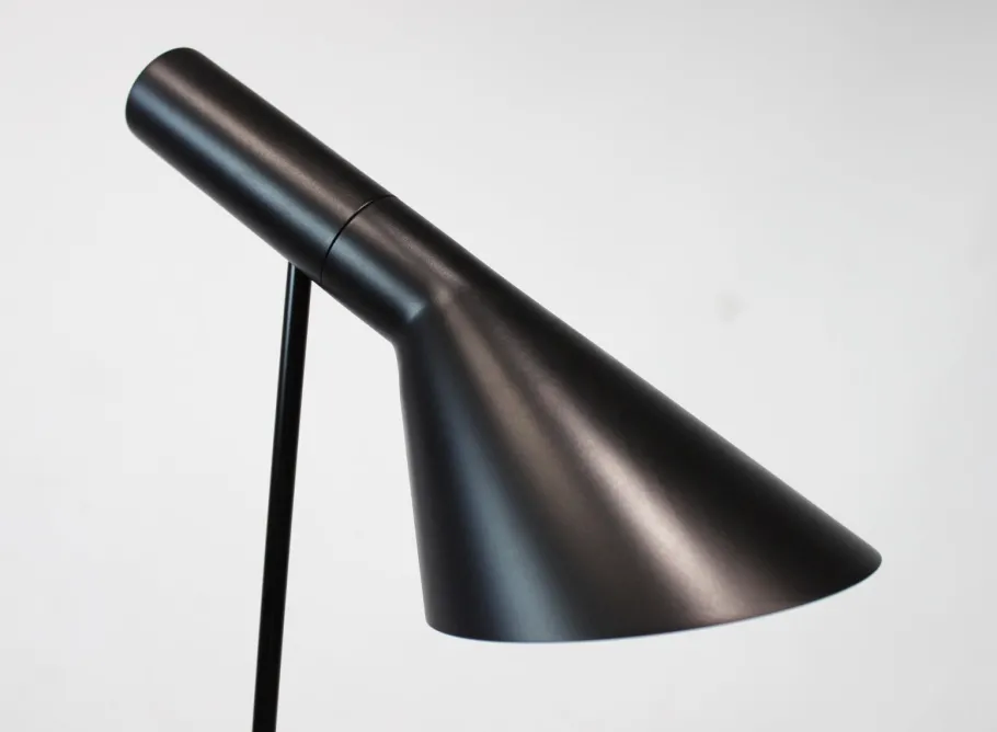 Online Pamono Black Floor Lamp by Arne Jacobsen for Louis Poulsen
