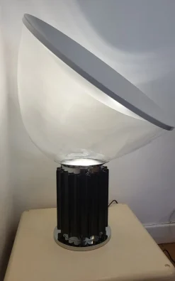 Sale Pamono Black Flos Taccia Lamp in Glass and Aluminum by Achille and Pier Castiglioni for Flos, Italy, 1960s