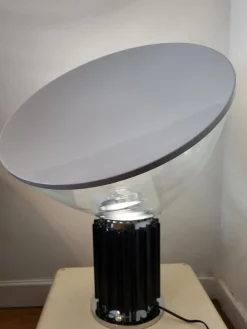 Sale Pamono Black Flos Taccia Lamp in Glass and Aluminum by Achille and Pier Castiglioni for Flos, Italy, 1960s