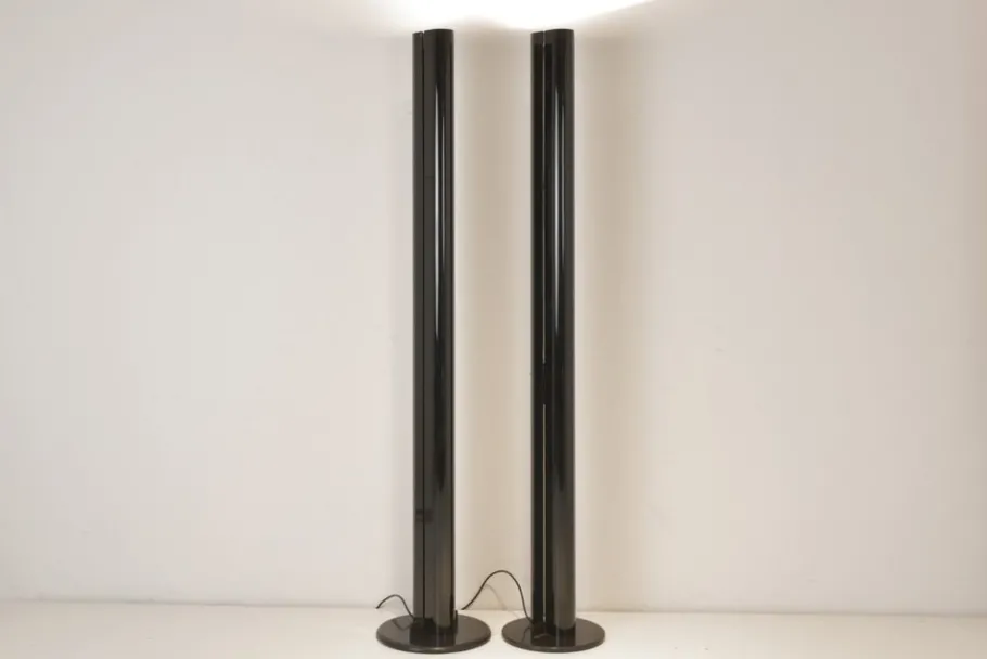 Clearance Pamono Black Megaron Floor Lamps by Gianfranco Frattini for Artemide, Italy, 1979, Set of 2