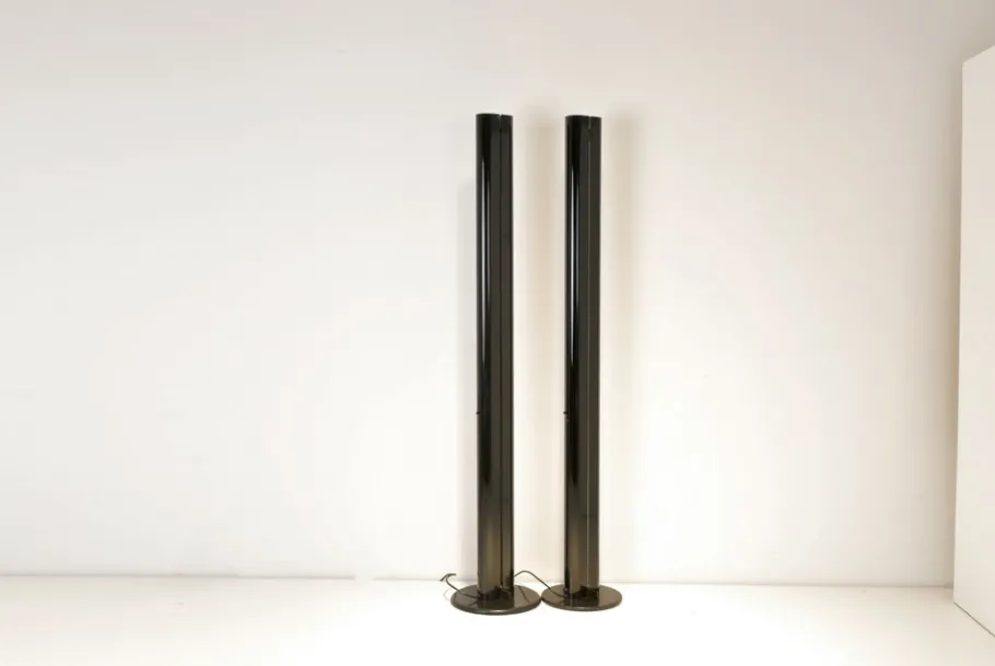 Clearance Pamono Black Megaron Floor Lamps by Gianfranco Frattini for Artemide, Italy, 1979, Set of 2