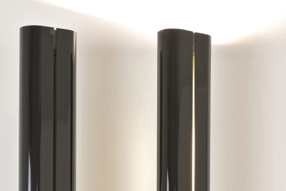 Clearance Pamono Black Megaron Floor Lamps by Gianfranco Frattini for Artemide, Italy, 1979, Set of 2